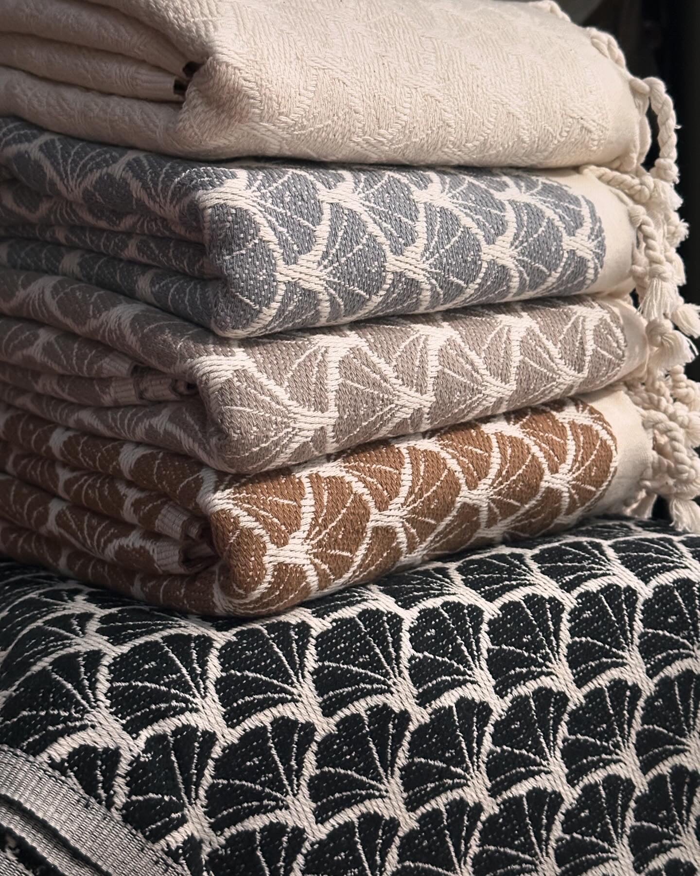 The Shell Yacht & Pool Towel